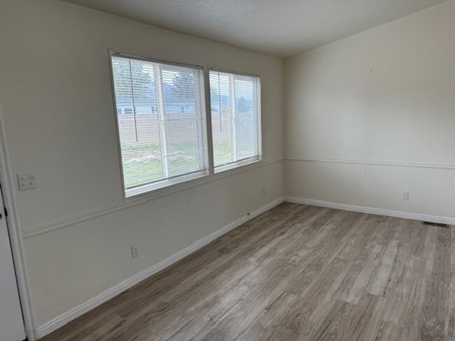 Photo - Cute double wide in Pleasant Valley