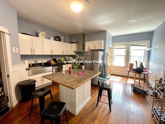 Building Photo - 221 Prospect St Unit 220-2 Rental