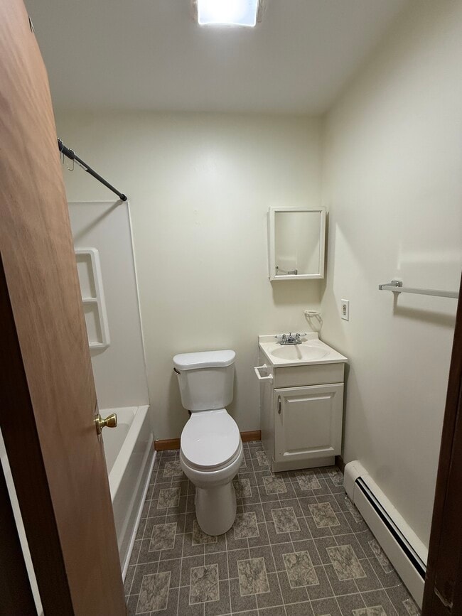 Photo - 16 Old Town Rd Ext Unidad 2