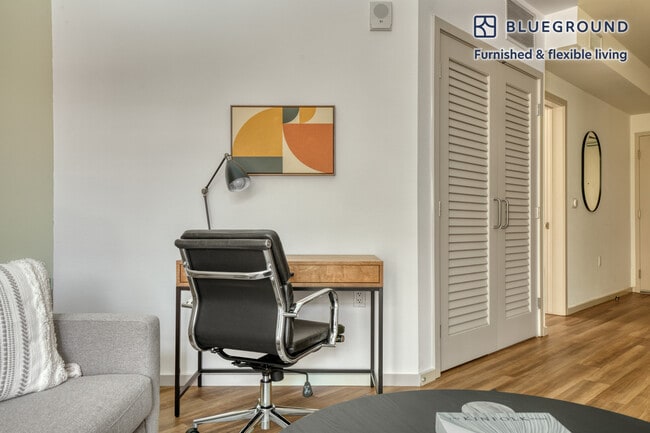 Photo - 6201 Hollywood Blvd Unidad FL5-ID840