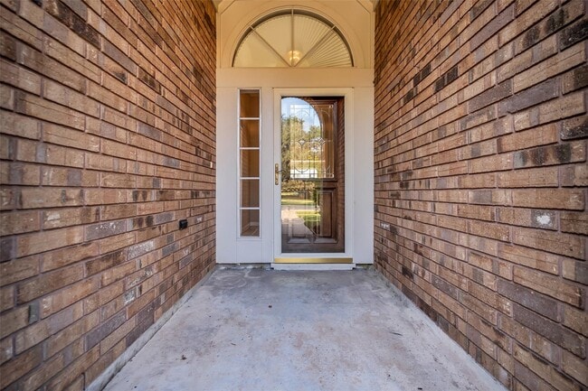 Photo - 3827 Bratton St