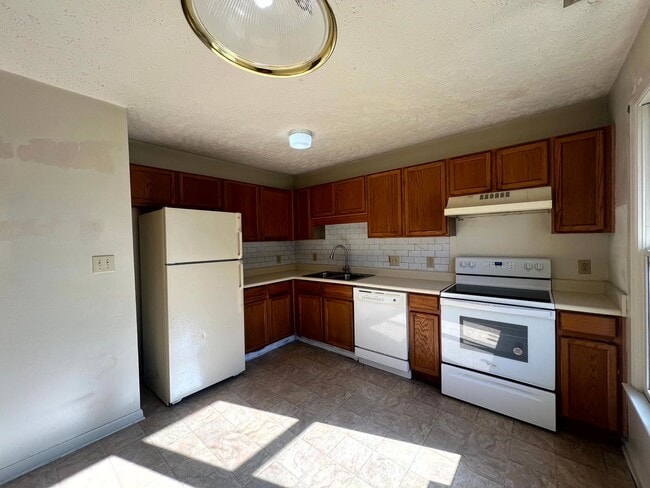 Photo - 2808 Rosemeade Dr