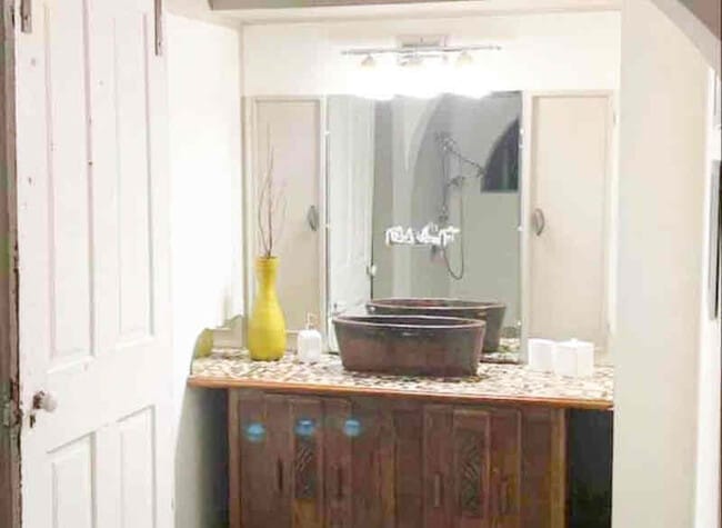 Photo - 619 Grace St