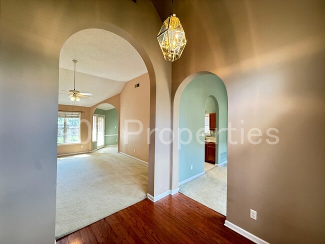 Photo - 4957 Rivercrest Ln