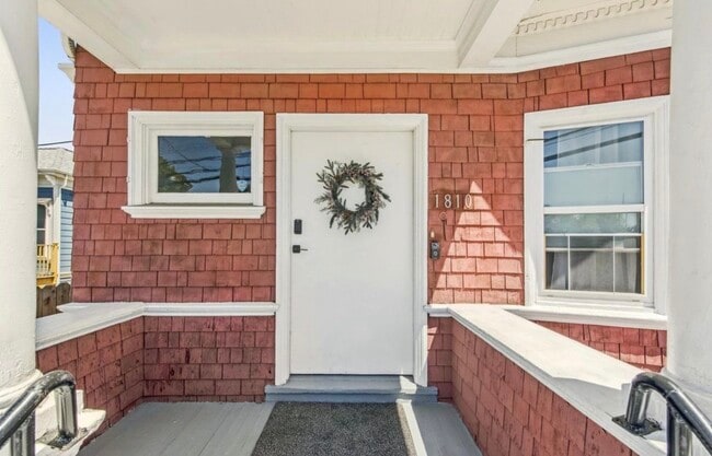 Photo - 1810 Adeline St