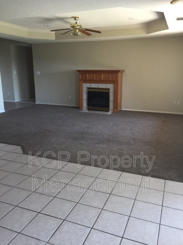 Photo - 305 Northridge Dr