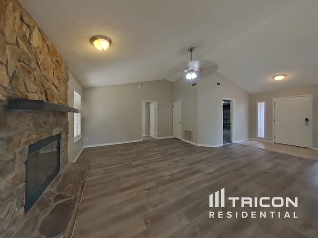 Photo - 7058 Star Rush Dr