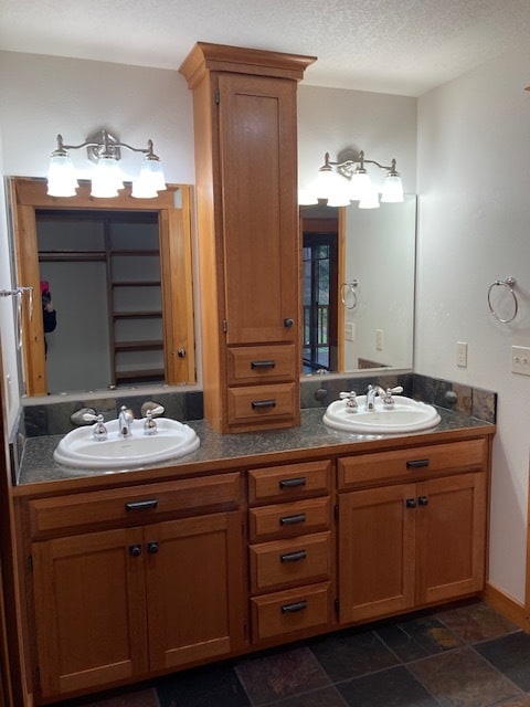 Photo - 18319 E Riverway Ave