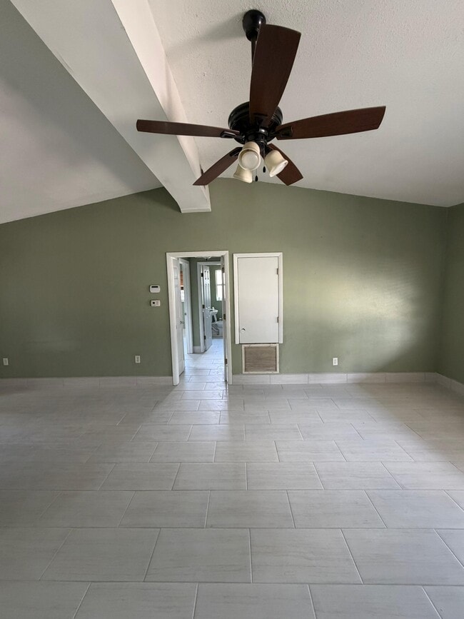 Photo - 5306 Satel Dr