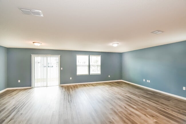 Photo - 2303 Pebble Point Dr