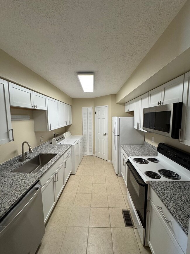 Photo - Pike Twp - 3 BR