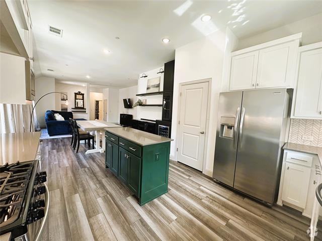 Building Photo - 1029 3rd St Rental