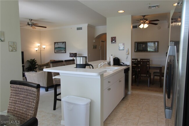 Building Photo - 8680 Cedar Hammock Cir Unit 116