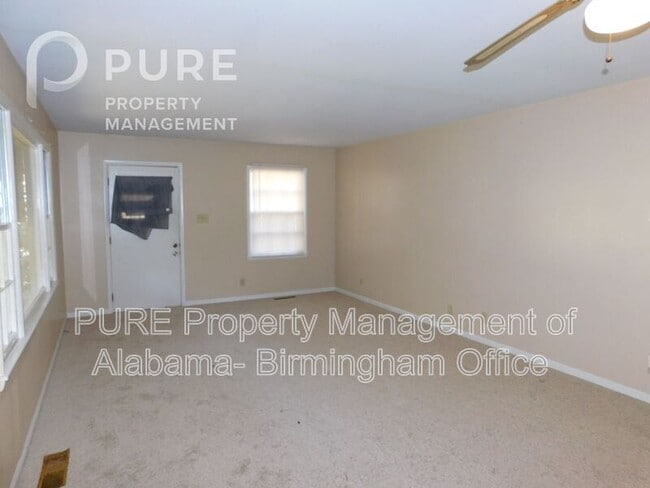 Photo - 117 22nd Ave NE