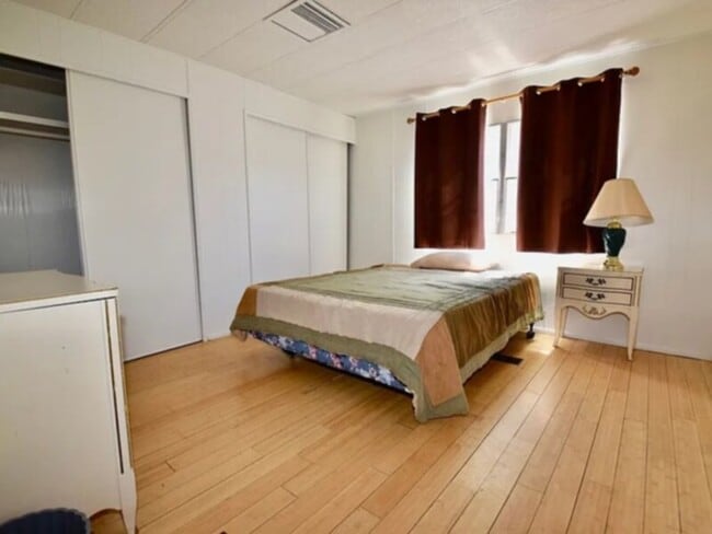 Photo - 2 bed 1 bath, 840 sq ft manufactured home