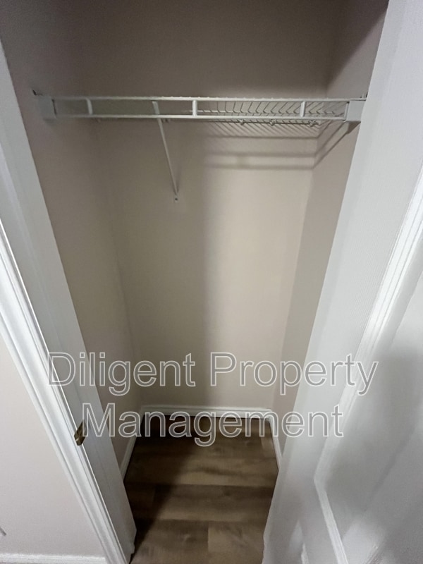 Photo - 157 Milroy Dr