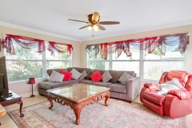 Photo - 19185 SE Homewood Ave