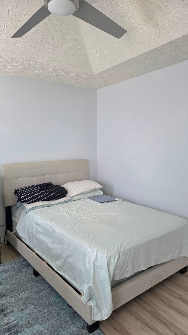 Photo - 4045 Spring Cove Dr