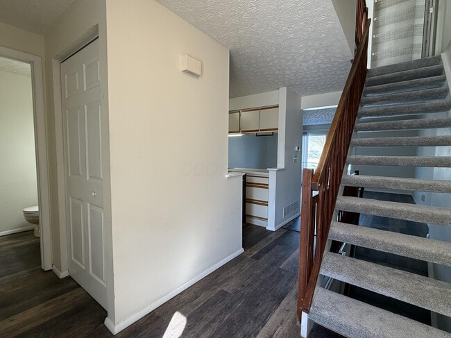 Photo - 6706 Manring Ct