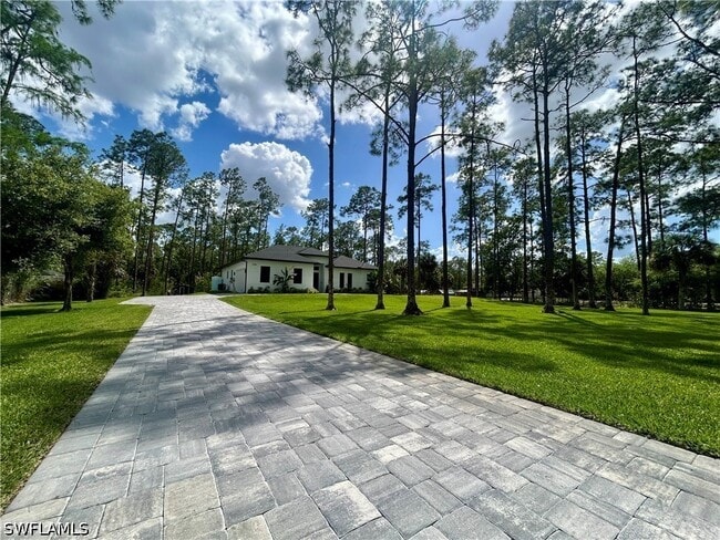 Building Photo - 3724 2nd Ave NE