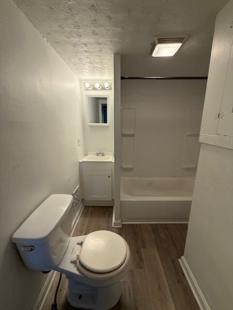 Photo - 227 Idylwild St NE