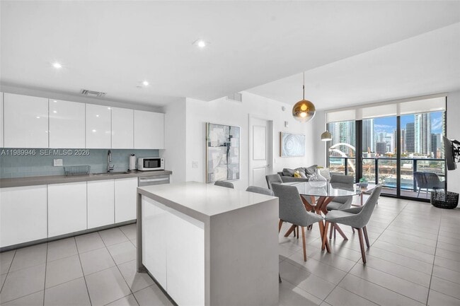 Building Photo - 1600 NE 1st Ave Unit 1207