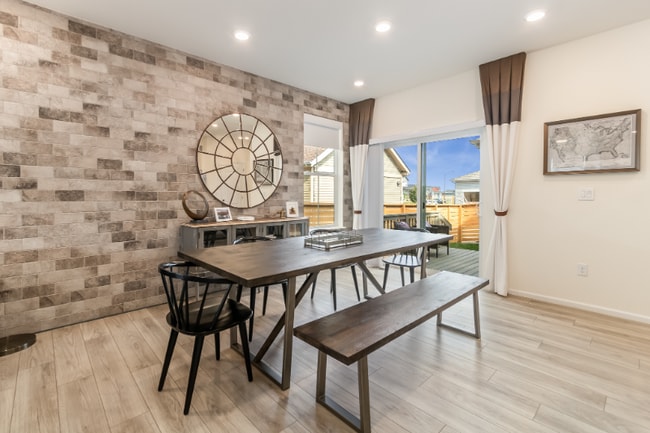 Photo - 458 Zeppelin Wy