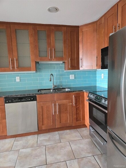 Photo - 1160 Catalpa Dr