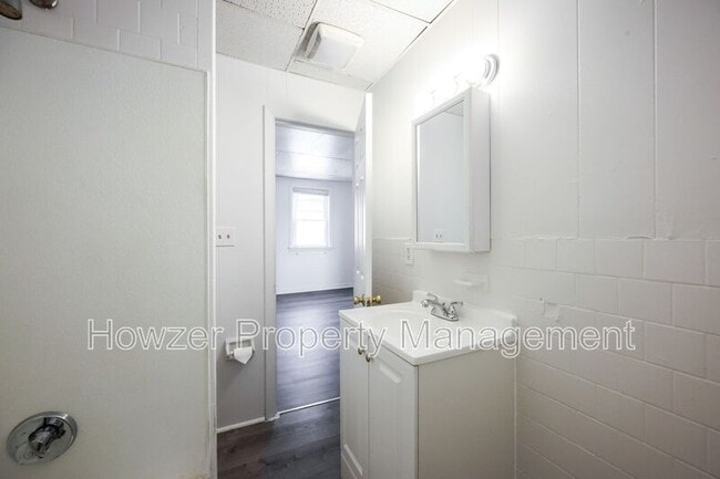 Building Photo - 87 Myrtle St Unit 87 3