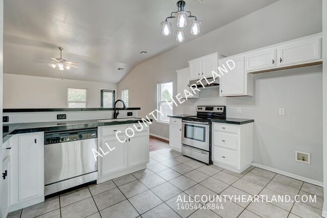 Photo - 2008 SE 7th Ct