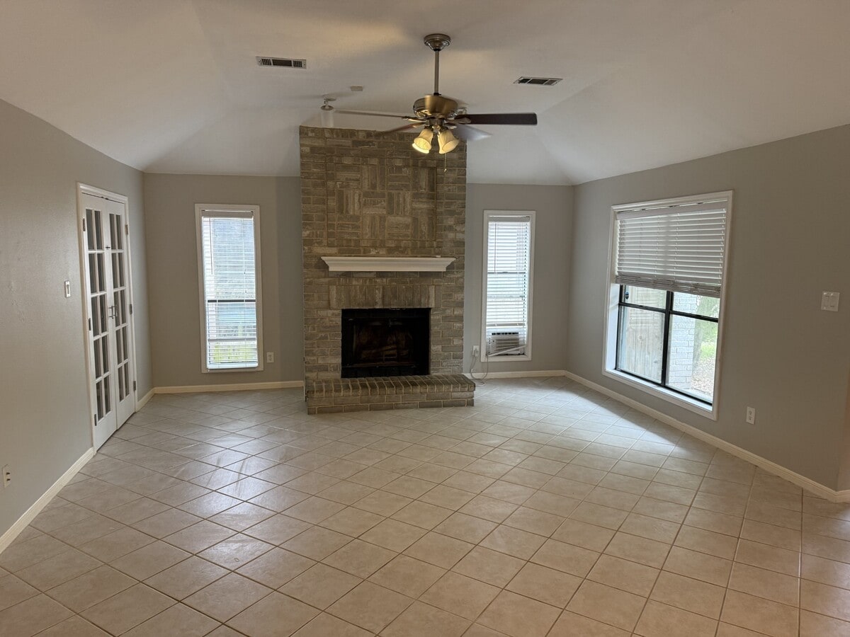 Photo - 38 Campeche Cir