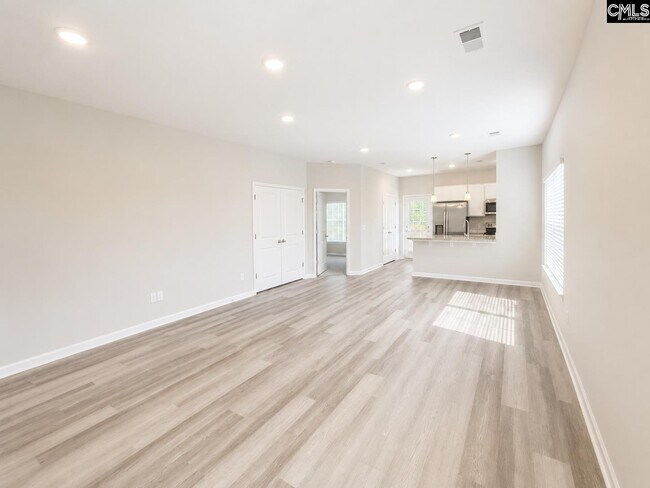 Photo - 820 Lodgepole Ln