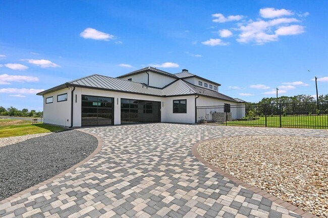 Photo - 1806 Lauren Dr