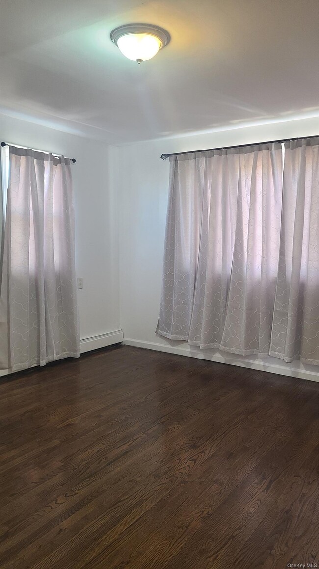 Photo - 171-29 119th Ave
