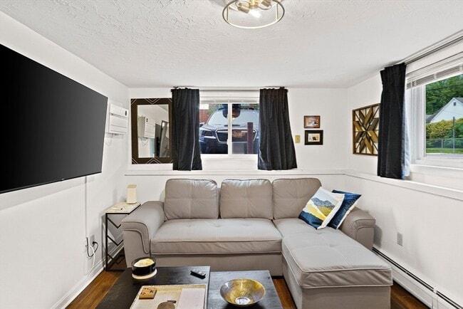 Photo - 243 Lake St Unit 1