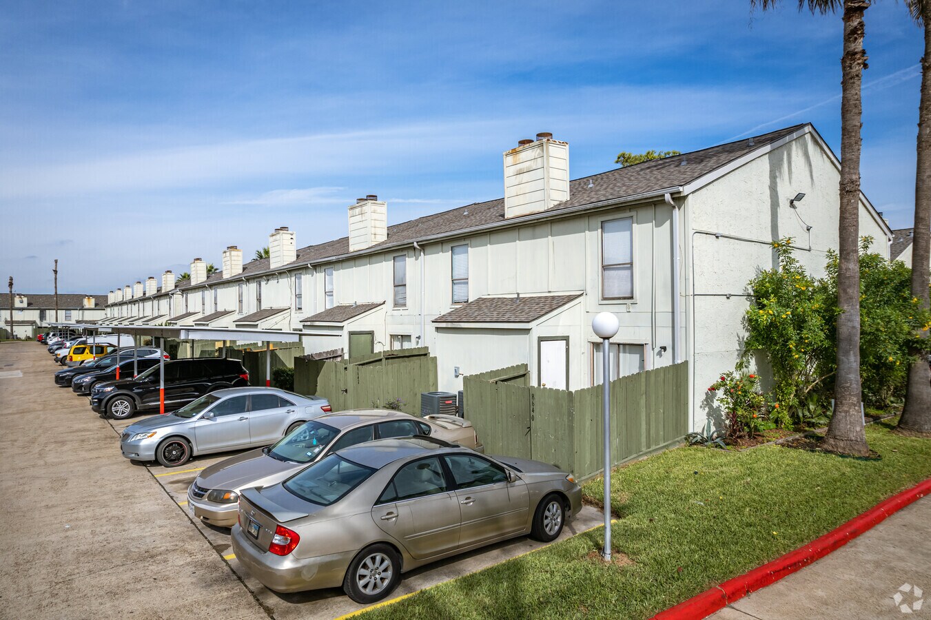 Catalyst Las Palmas Condos - Catalyst Las Palmas Condos