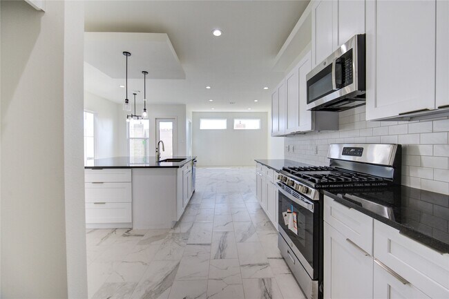 Photo - 2912 El Fenice Ln