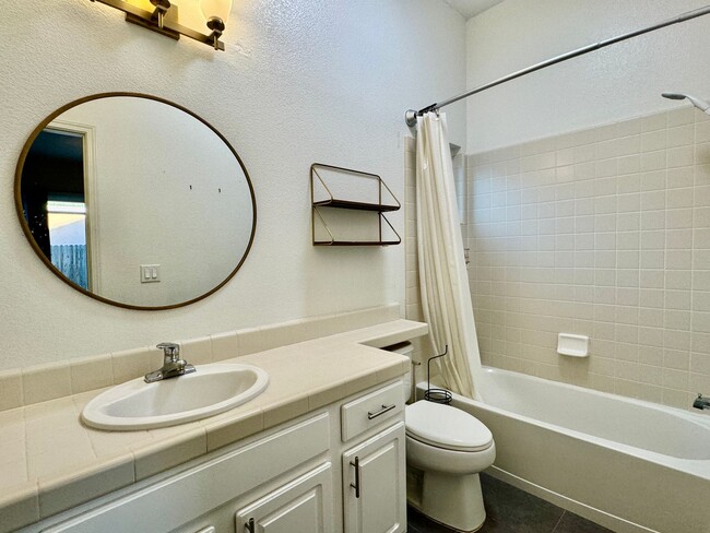Photo - CLEAN AND SPACIOUS ONE STORY, 3 BED, 2 BATH, 2 CAR GARAGE IN WEST SACRAMENTO