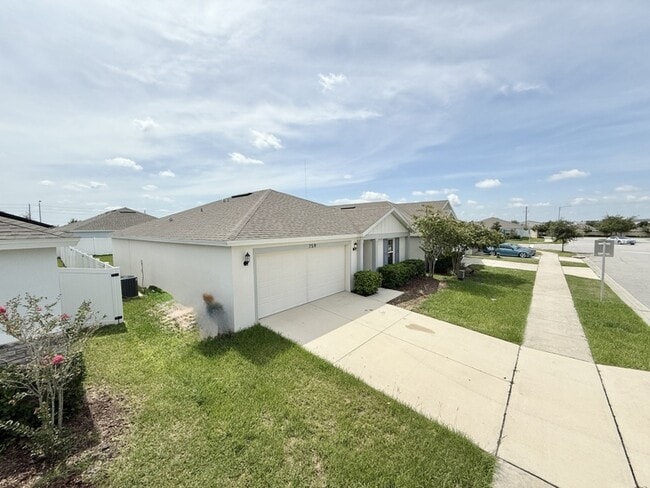 Photo - 759 Jefferson St
