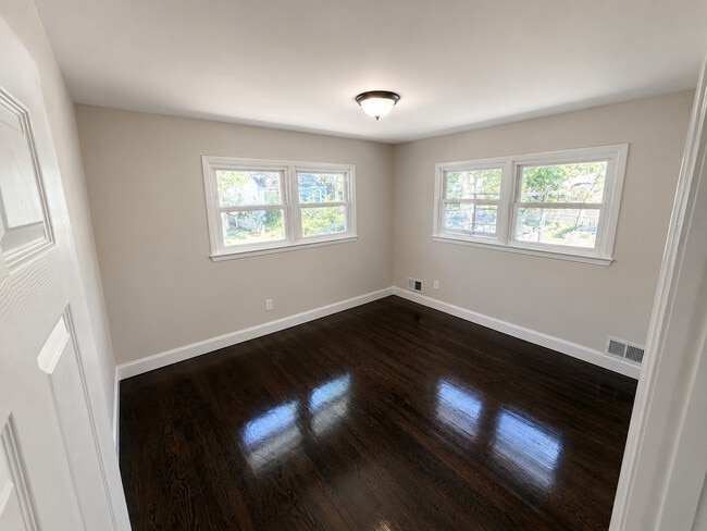 233-251 S 8th Ave