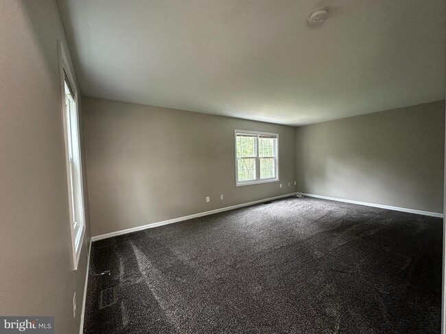 Photo - 1848 Foxdale Ct