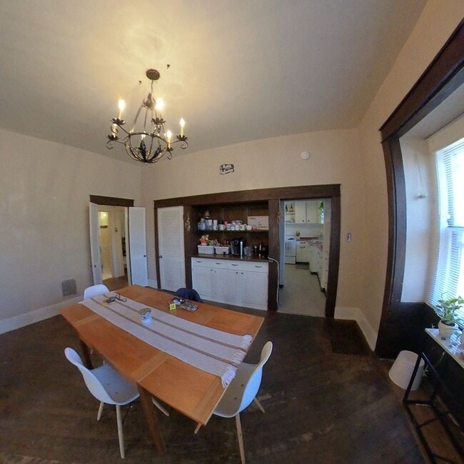 Photo - 521 E 2nd St Unit 1