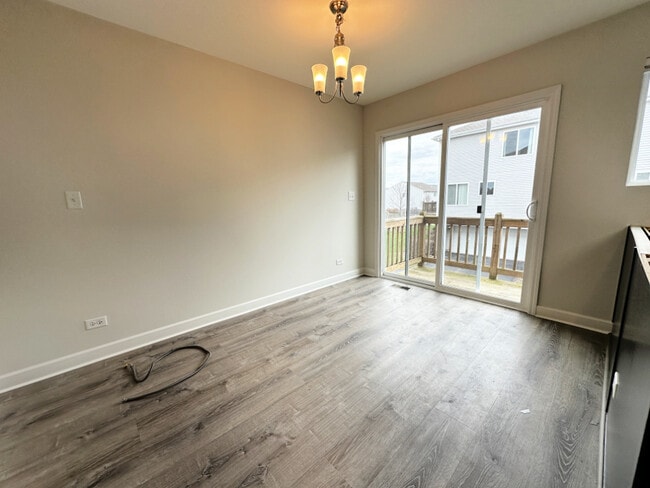 Photo - 1665 Ruby Dr