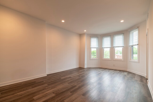 Photo - 905 S Miller St Unit Apt 3