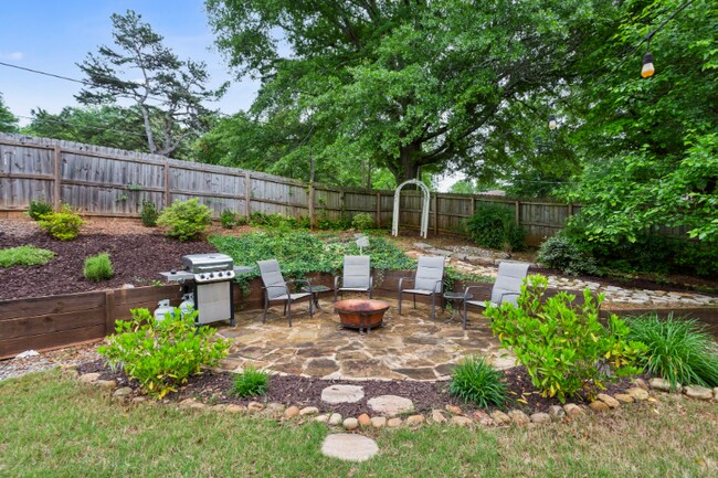 Photo - 2023 Yellow Finch Trl