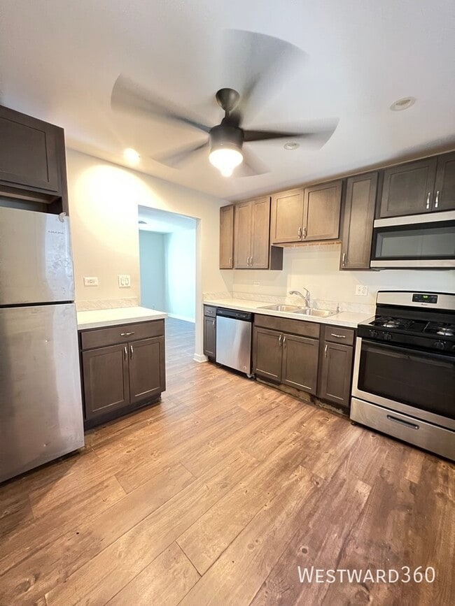 Building Photo - 7230 Park Ave Unit 1