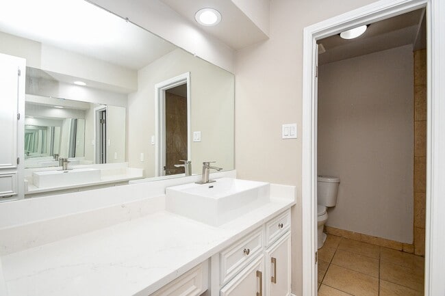 Building Photo - 1526 Barraud Ct Rental