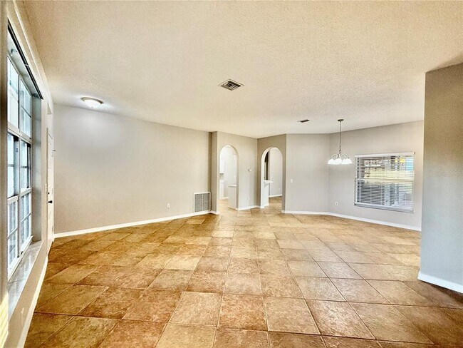 Photo - 807 Frankford Dr