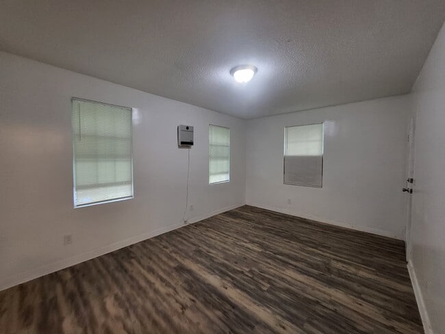Photo - 3730 Lehigh St Unit 2