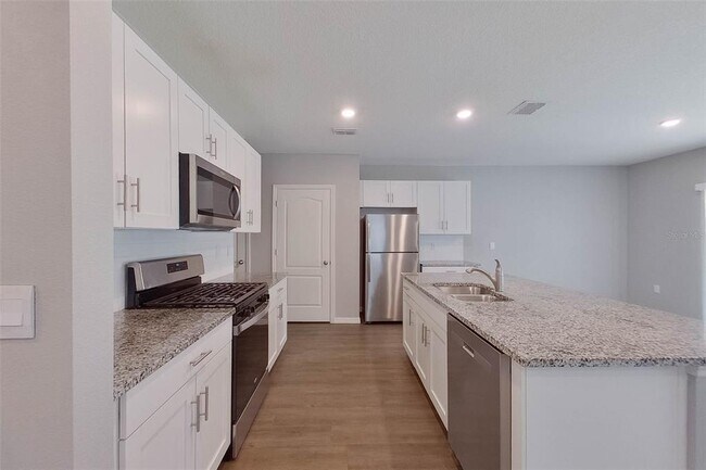 Photo - 32221 Edson Ave